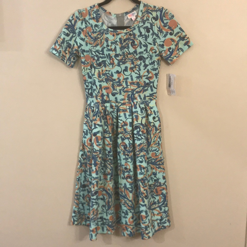 2/$30 NWT Small LuLaRoe Amelia